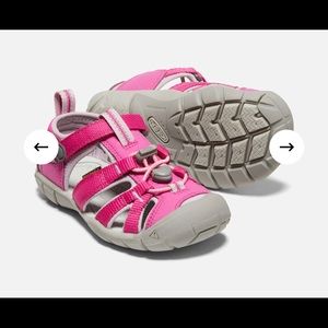 Keen little kids sz 9 seacamp ll cnx sandal